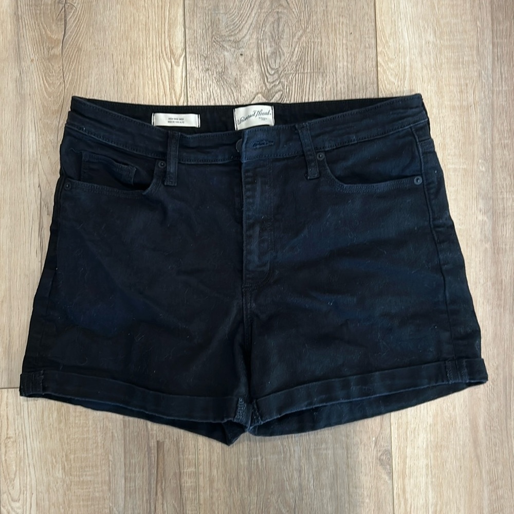 Women’s black jean shorts Universal Thread